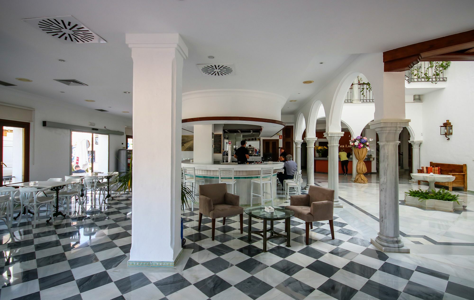 Hostal Dona Lola Marina Захара-де-лос-Атунес Экстерьер фото
